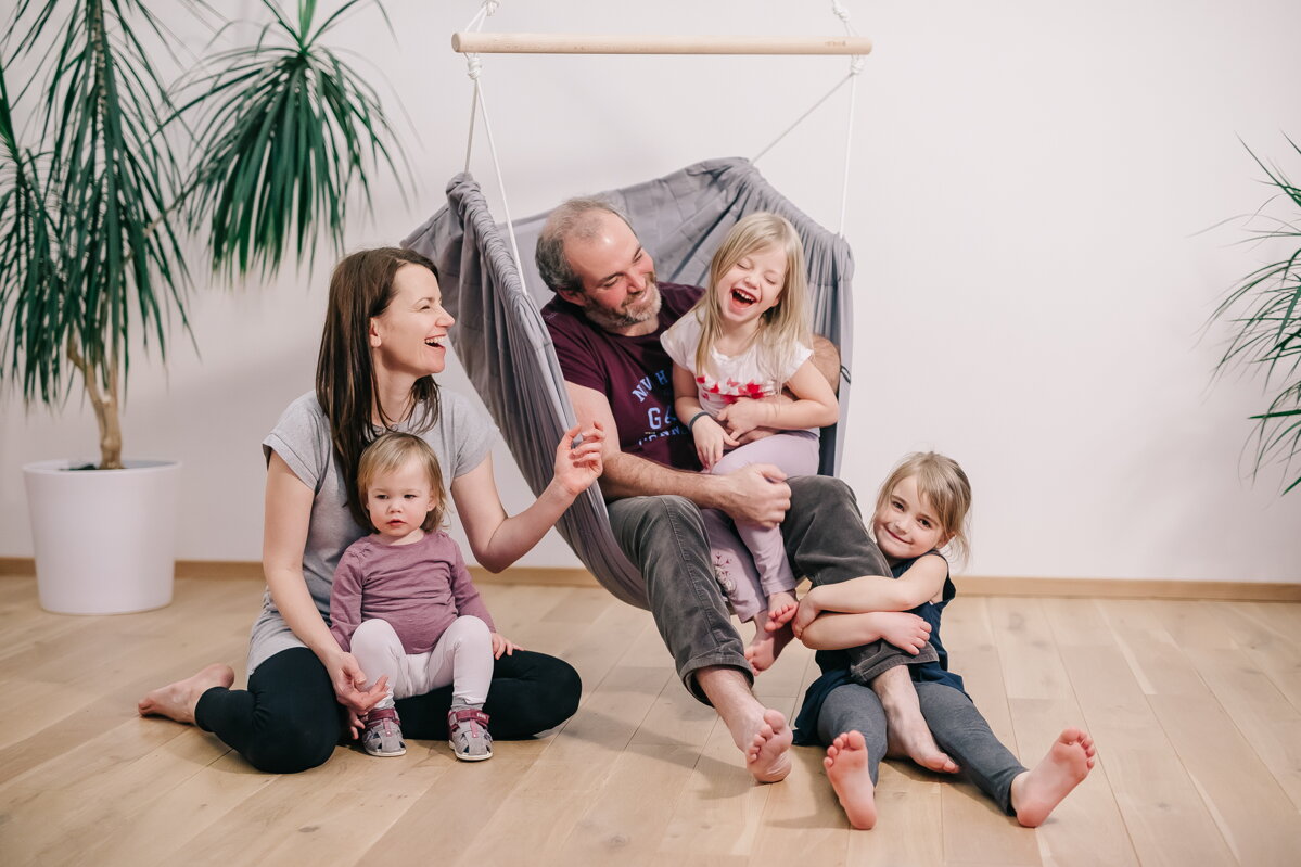 Maximus hanging chair online